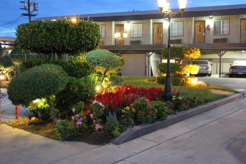 Garden View Inn Fresno Extérieur photo